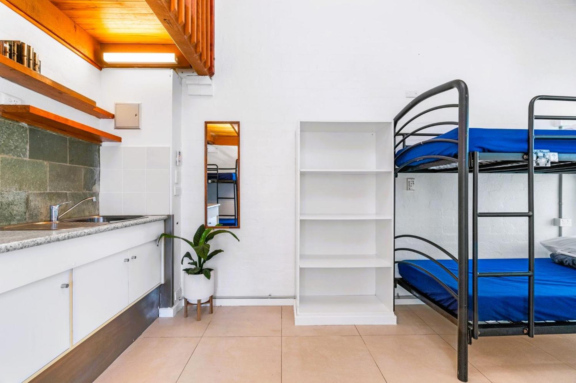 Aquarius Backpackers Resort Byron Bay Exterior photo